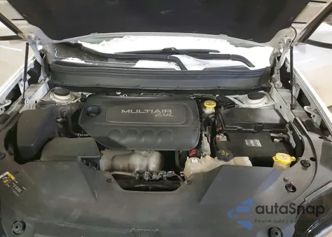 2019 Jeep Cherokee Latitude z USA, uszkodzony, nr VIN 1C4PJMCBXKD190188